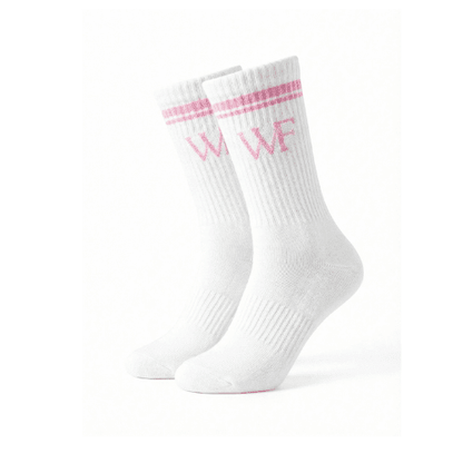 Padel Set Roze: Racket, Skort, Sportbeha & Sokken | YOUR WILDFORCE - YOUR WILDFORCE